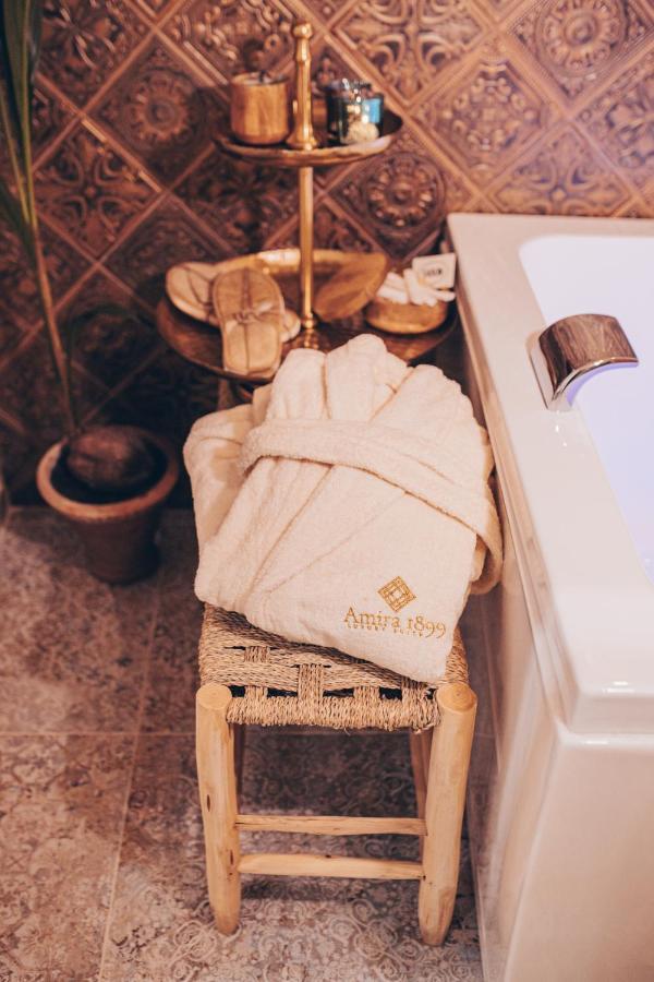 Amira 1899 Luxury Suite Galatina Exterior foto
